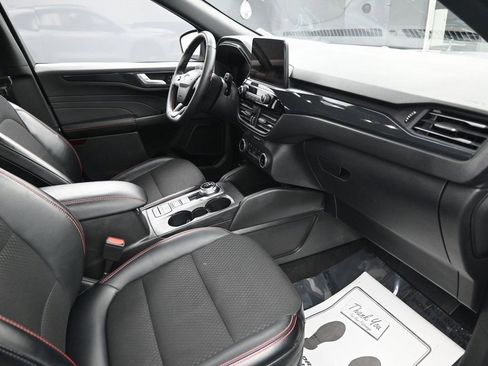 Used 2025 Ford Escape ST-Line image 37