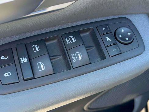 Used 2023 RAM 1500 Big Horn image 23