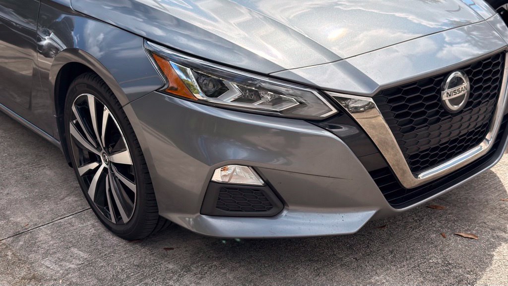 Used 2021 Nissan Altima 2.5 SR w/ SR Premium Package FWD image 10