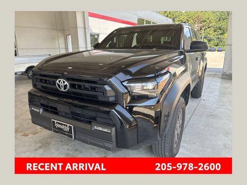 Used 2025 Toyota 4Runner SR5 RWD image 1