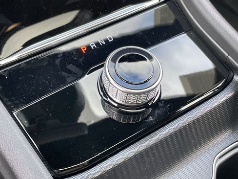 New 2025 Jeep Grand Cherokee Altitude image 19