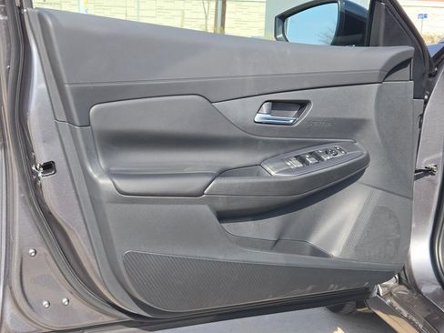 New 2026 Nissan Sentra SV FWD image 10