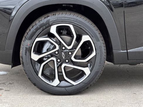 New 2026 Chevrolet Trax RS w/ Driver Confidence Package FWD image 35