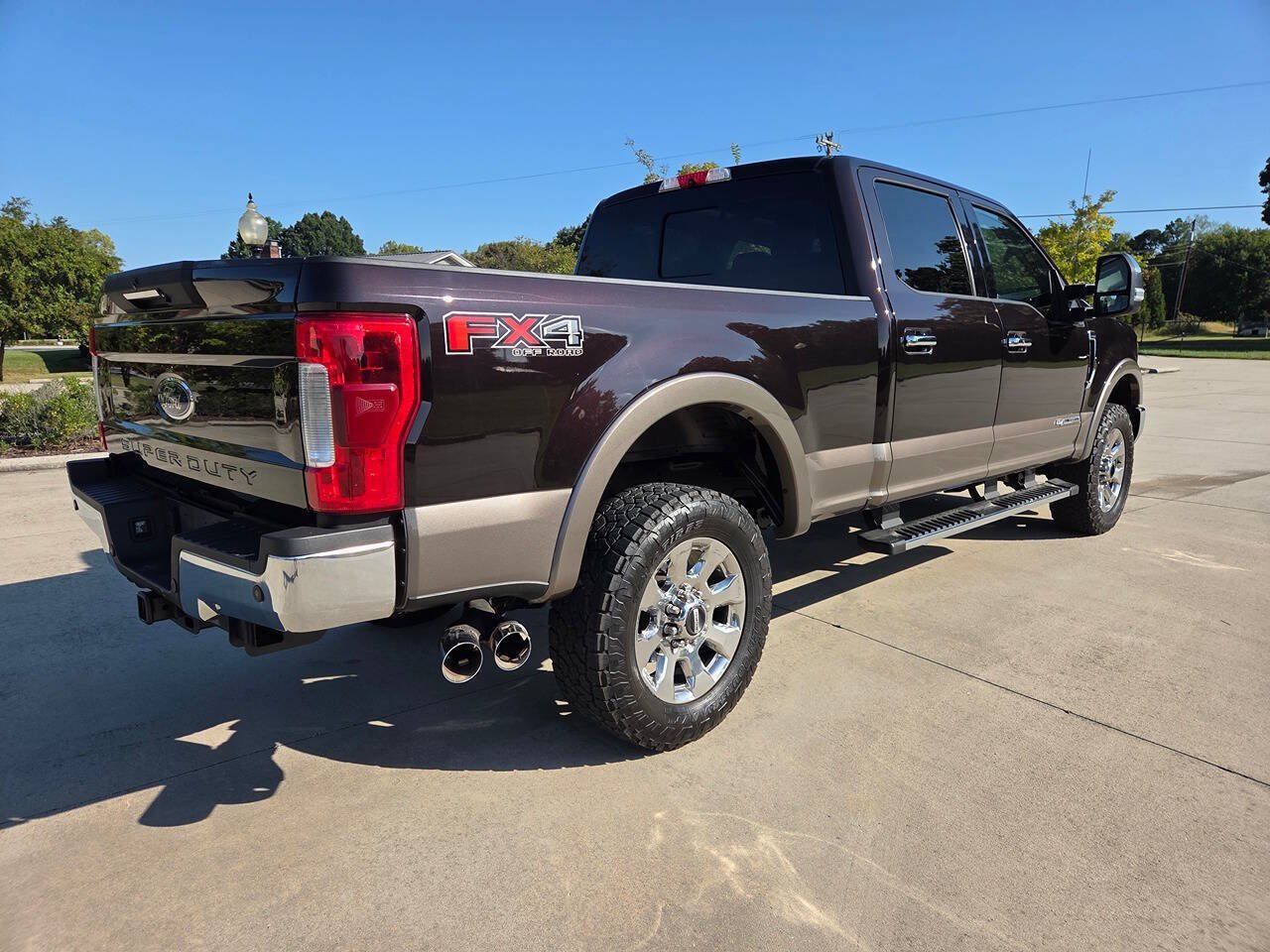 Used 2019 Ford F250 Lariat w/ Lariat Ultimate Package AWD/4WD image 5