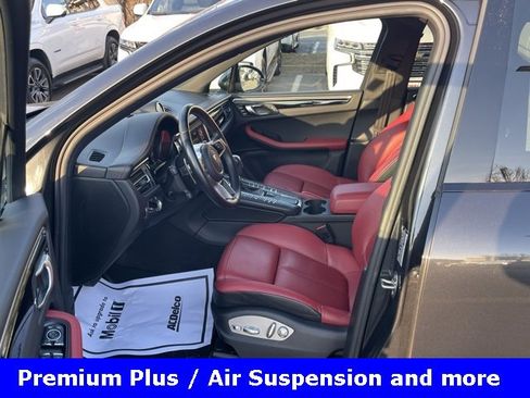 Used 2021 Porsche Macan S image 15