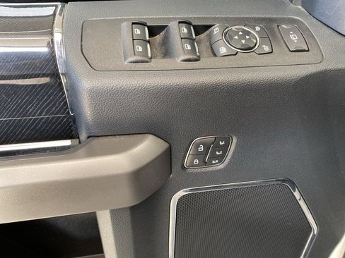 Used 2022 Ford F350 Platinum w/ Tremor Off-Road Package image 26