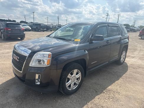 Used 2014 GMC Terrain SLE FWD image 1