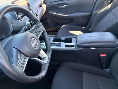 Certified 2025 Nissan Sentra SV FWD image 19