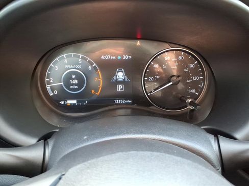 Used 2024 Nissan Kicks SV image 20