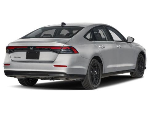 Used 2025 Honda Accord SE image 2