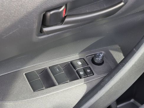 Used 2024 Toyota Corolla LE image 30