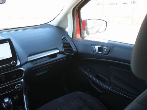 Used 2018 Ford EcoSport SE w/ SE Convenience Package image 7