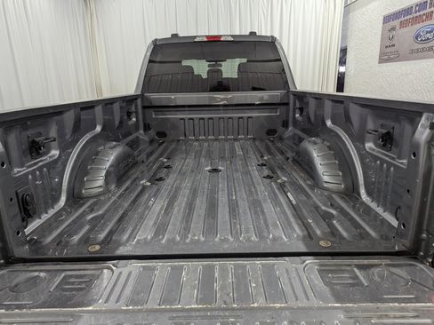Used 2023 Ford F250 XLT image 11