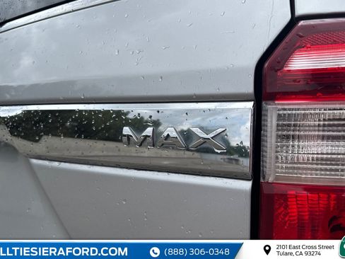Used 2018 Ford Expedition Max XLT AWD/4WD image 38