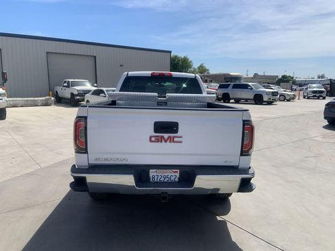 Certified 2016 GMC Sierra 1500 SLT RWD image 5