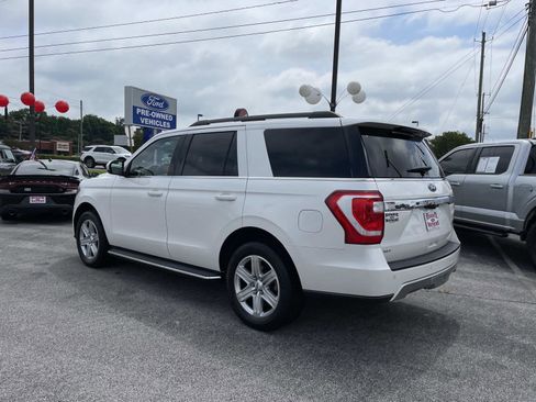 Used 2018 Ford Expedition XLT w/ Equipment Group 202A RWD image 6