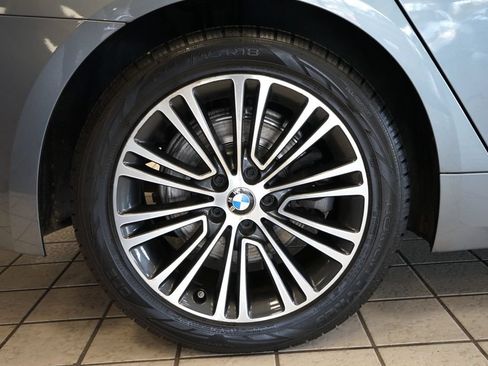 Used 2018 BMW 530i xDrive AWD/4WD image 61