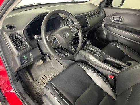 Used 2019 Honda HR-V EX-L image 3