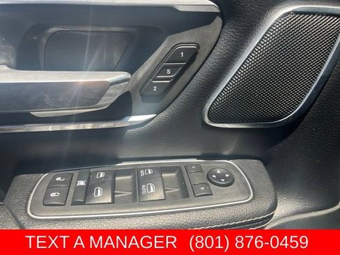 Used 2020 RAM 1500 Laramie AWD/4WD image 18