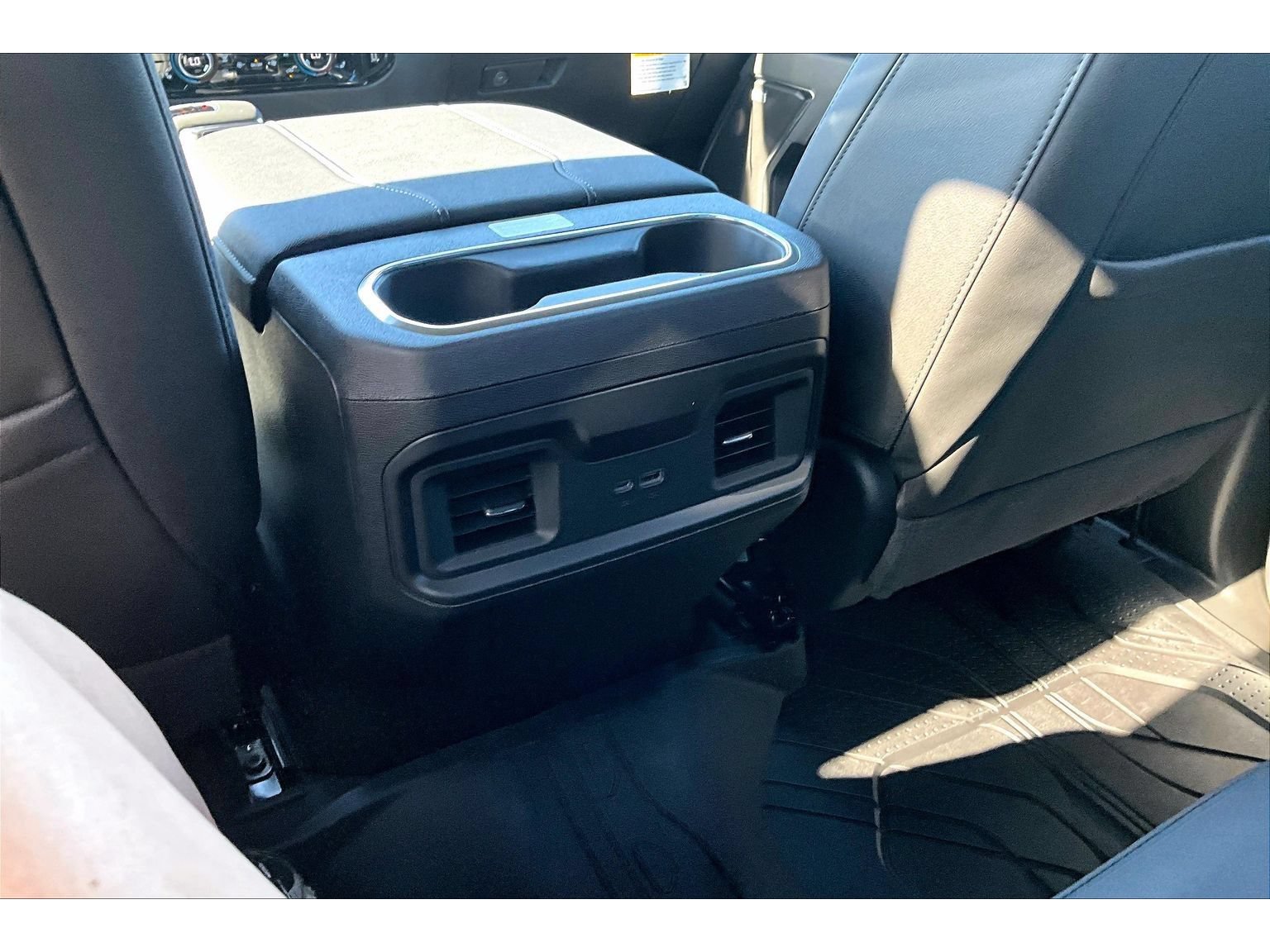 New 2026 Chevrolet Silverado 1500 RST w/ Redline Edition AWD/4WD image 25