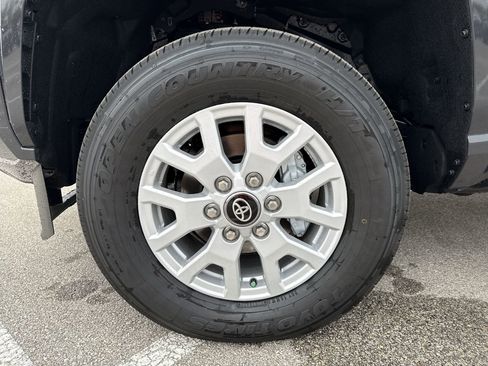 New 2025 Toyota Tacoma SR5 image 17