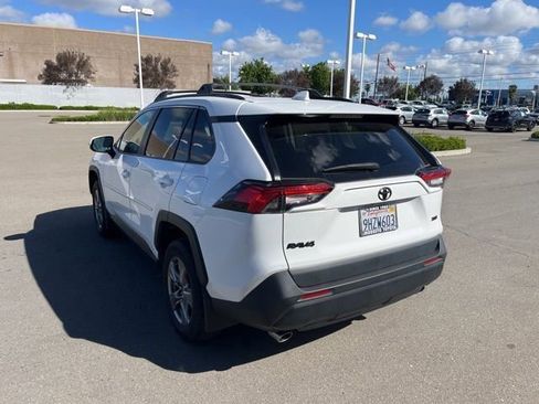 Used 2023 Toyota RAV4 XLE w/ Convenience Package image 7