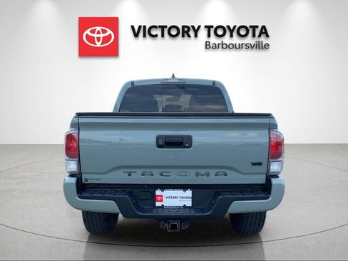 Used 2023 Toyota Tacoma TRD Sport AWD/4WD image 4