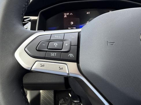 New 2026 Volkswagen Jetta SE image 28