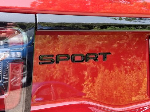 Certified 2025 Land Rover Discovery Sport Dynamic SE image 30