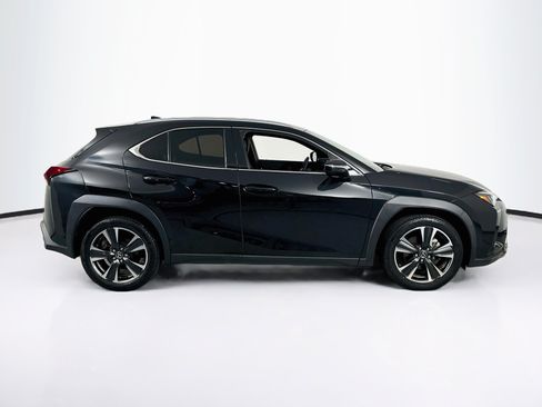 Used 2025 Lexus UX 300h FWD image 4