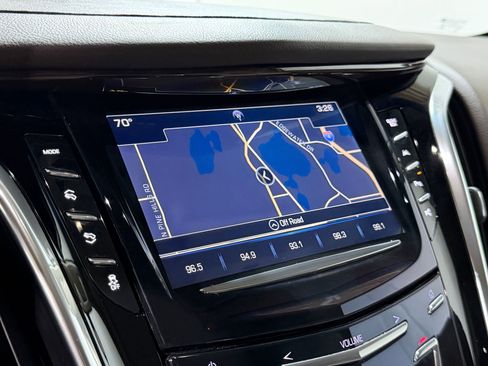 Used 2017 Cadillac Escalade Premium Luxury RWD image 28
