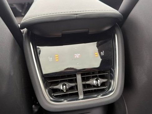 Used 2025 Polestar Polestar 3 image 21