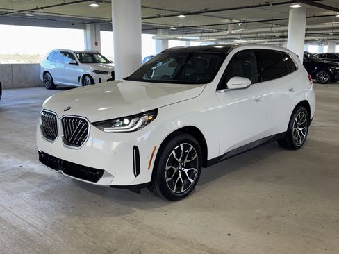 New 2026 BMW X3 xDrive30 w/ Premium Package image 3