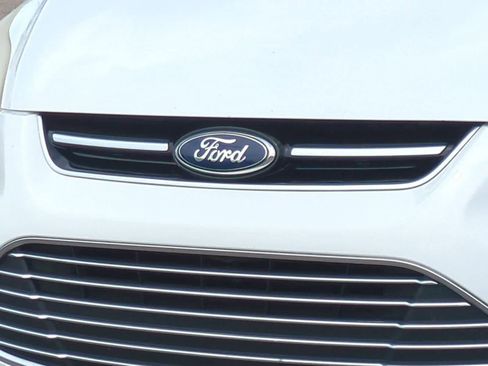 Used 2013 Ford C-MAX SEL FWD image 12