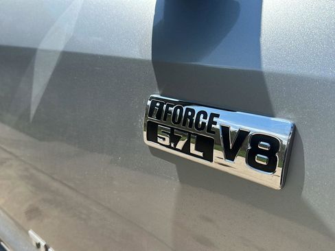 Used 2019 Toyota Tundra Limited image 24