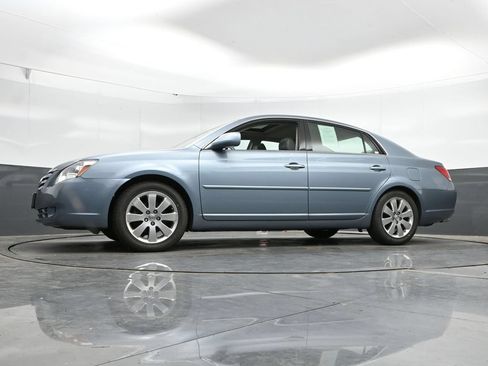 Used 2007 Toyota Avalon Touring FWD image 41