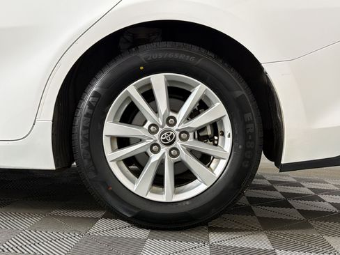 Used 2025 Toyota Camry LE FWD image 11