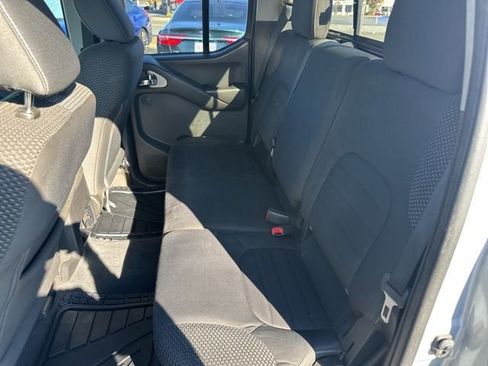 Used 2019 Nissan Frontier PRO-4X image 22