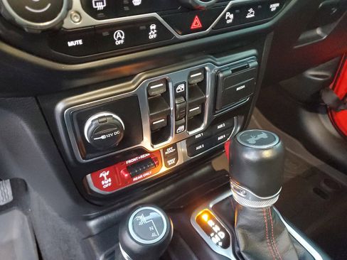 Certified 2022 Jeep Wrangler Unlimited Rubicon w/ LED Lighting Group image 20