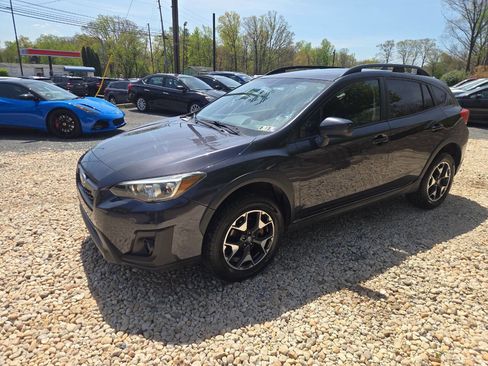 Used 2019 Subaru Crosstrek 2.0i Premium w/ Eyesight System AWD/4WD image 3