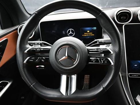 Used 2023 Mercedes-Benz GLC 300 image 15