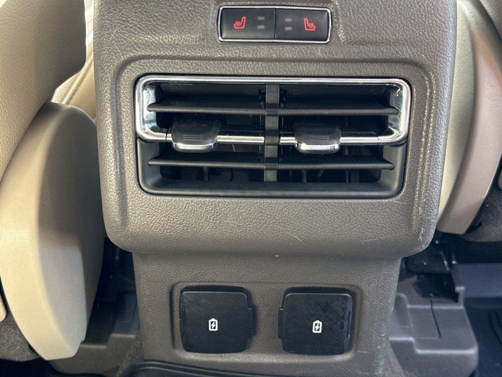 Used 2023 Lincoln Corsair Reserve w/ Equipment Group 202A FWD image 35