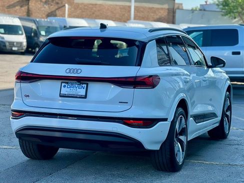Used 2025 Audi Q6 e-tron Premium Plus w/ Premium Plus AWD/4WD image 39