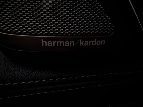 Used 2016 BMW 740i image 32