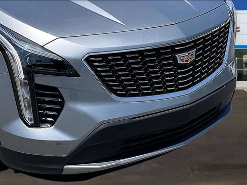 Used 2023 Cadillac XT4 Premium Luxury w/ Cold Weather Package AWD/4WD image 32