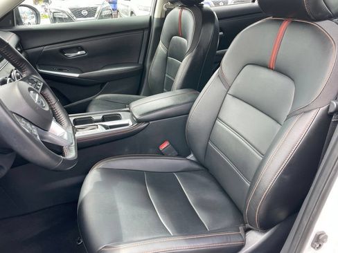 Certified 2024 Nissan Sentra SR w/ SR Premium Package FWD image 7