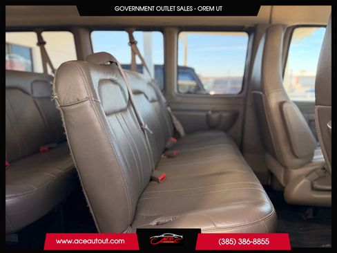 Used 2017 Chevrolet Express 2500 LS image 10