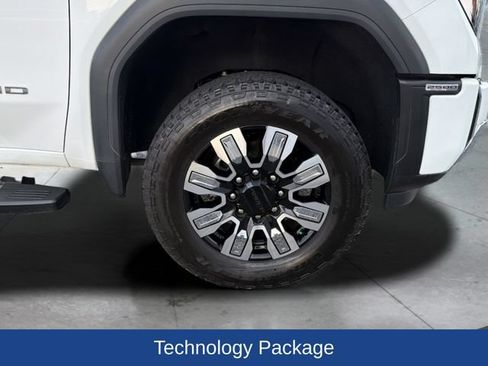 Used 2024 GMC Sierra 2500 Denali w/ Denali Reserve Package AWD/4WD image 29