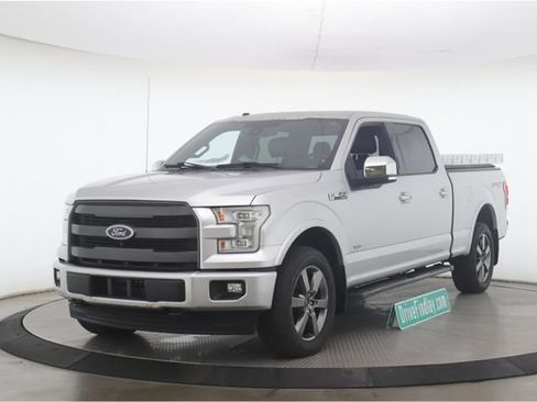 Used 2017 Ford F150 Lariat w/ Equipment Group 502A Luxury AWD/4WD image 10