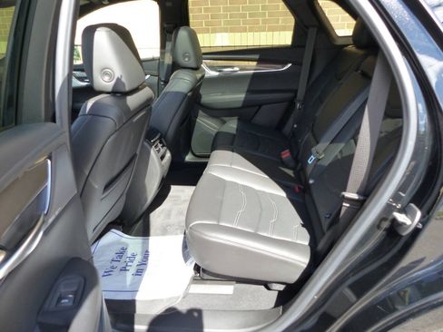 Used 2021 Cadillac XT5 Sportv w/ Platinum Package AWD/4WD image 44